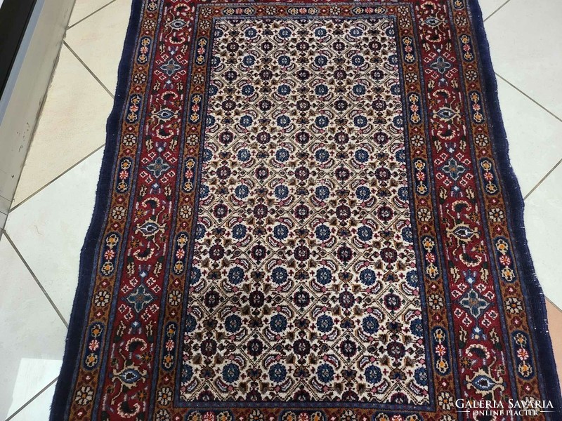 Beautiful mud hand-knotted 100x145 cm wool Persian rug z08