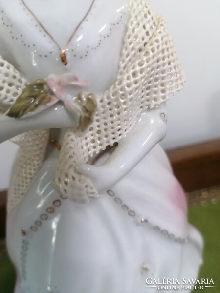 Charming porcelain necklace with lace stole - rose