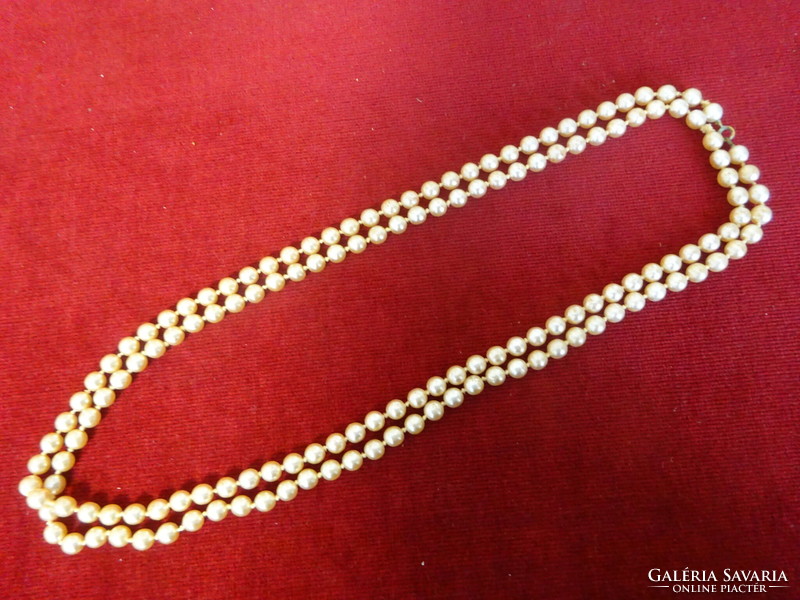 Pearl necklace from the 70s, length 144 cm. Jokai.