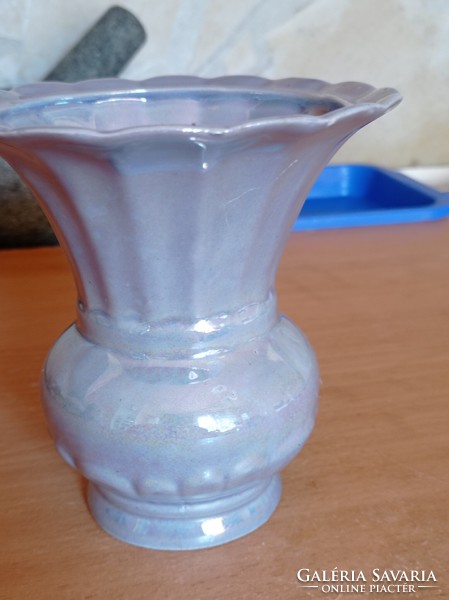 KIÁRUSÍTÁS!!Szép fényes tölcsér alakú váza