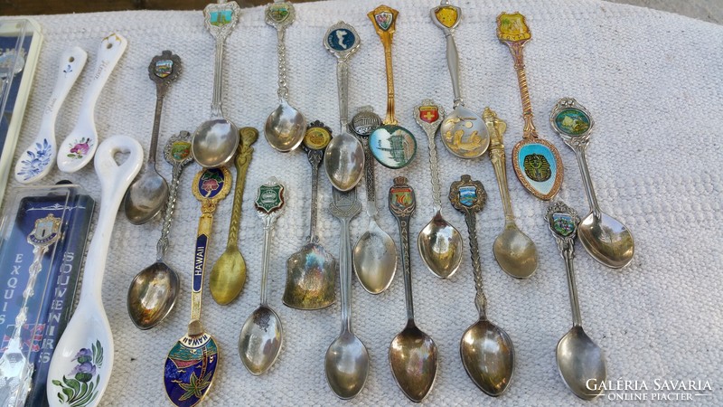 International - tourist gift - teaspoon collection