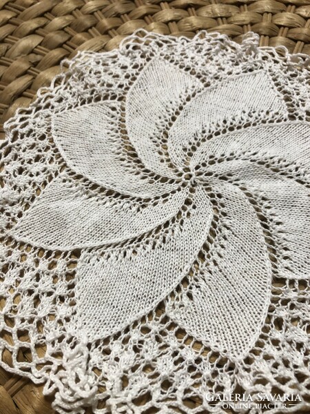 Lace tablecloth crocheted lace centerpiece needlework 9.No