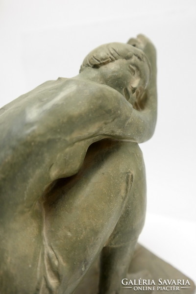 Lesenyei Márta: Női akt terrakotta szobor , 1970 körül - 5128