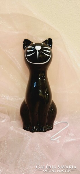 Kerámia fekete cica figura,radiátorra akasztható párologtató.