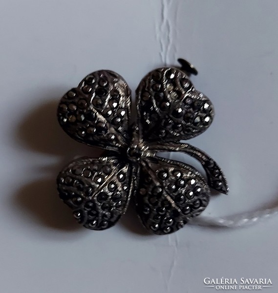 Silver Plated Four Leaf Clover Brooch Pin