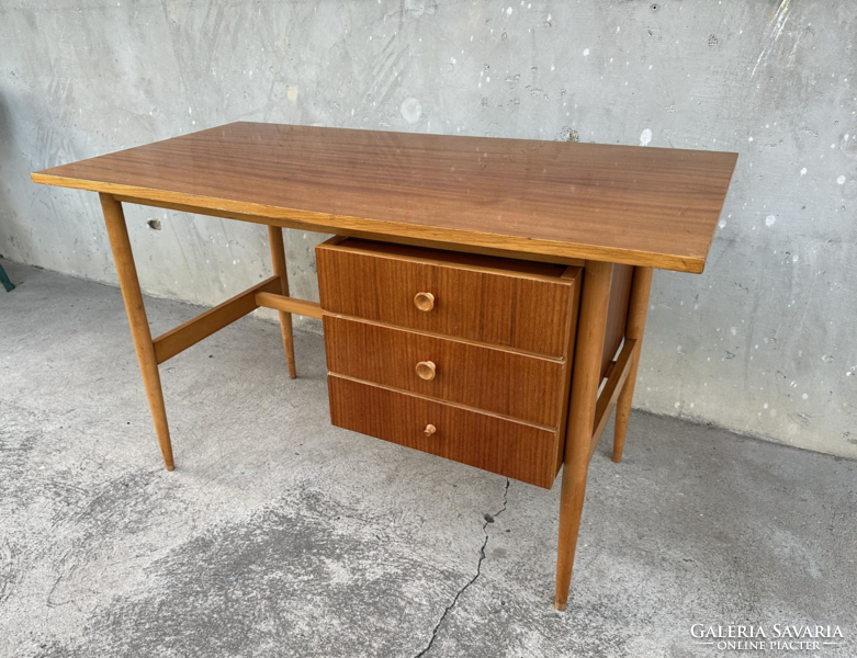 Retro modern Hungarian desk. I will give it to the first offer!