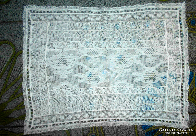 Antique Brussels lace appliqué napkin 31 cm x 24 cm-