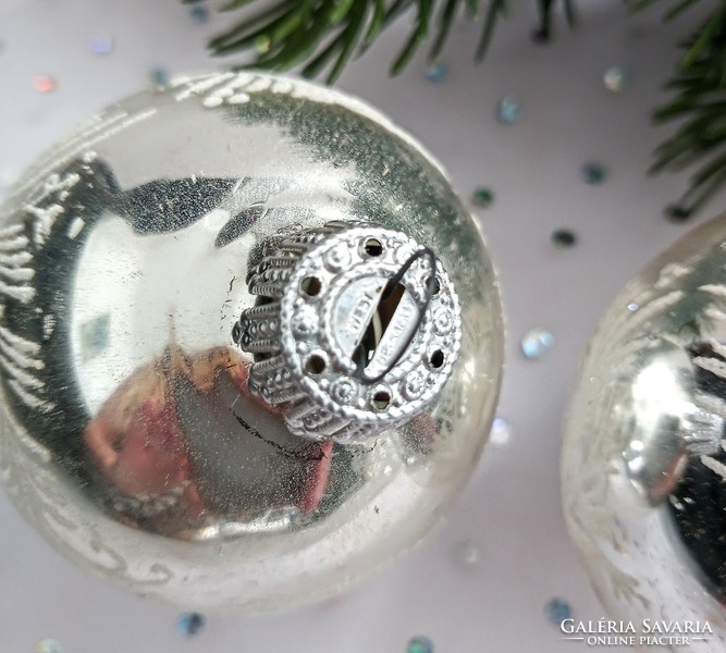 Régi nyugat német üveg festett  gömb karácsonyfa díszek 4db 6cm