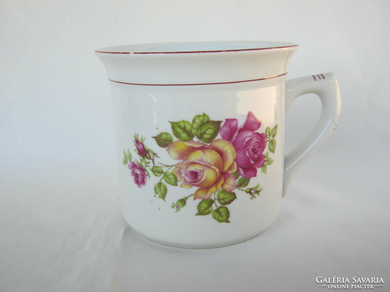 A large rose mug made of Ravenclaw porcelain