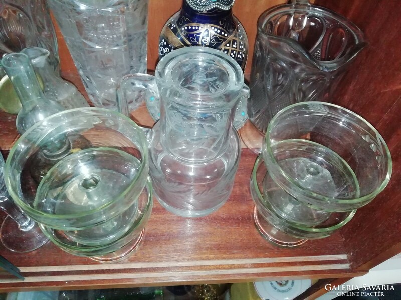 Beautiful polished glass jug + glasses in perfect condition