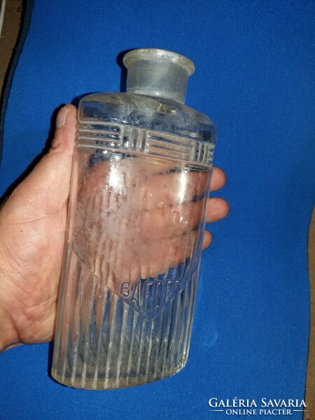 Antique still cologne, barber face spirit bottle 0.5 bottle for collectors according to the pictures