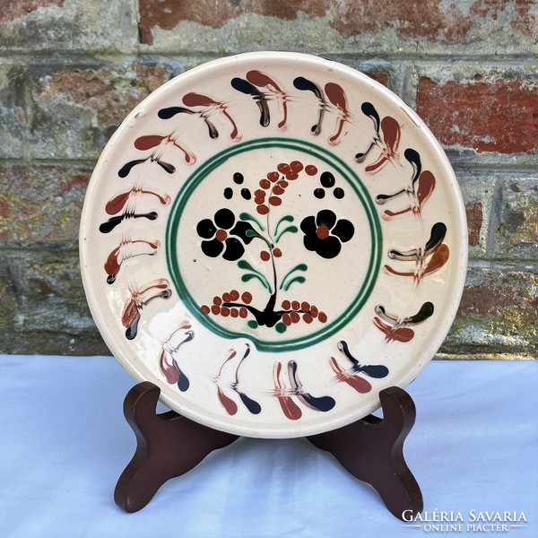 Hand painted ceramic wall plate - wall decoration 17 cm