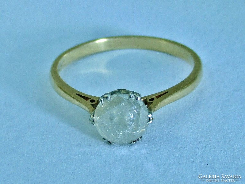 Különleges arany és platina gyűrű nagy  0,6ct  gyémánttal akció!