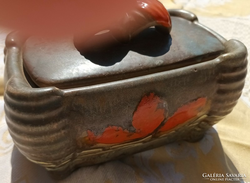 Osztrák vintage nagyméretű jelzett kerámia iparművészeti cukortartó doboz - bonbonier