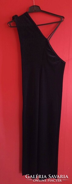 Black velvet, half-strap, special-cut casual dress. Brand new flawless. S size