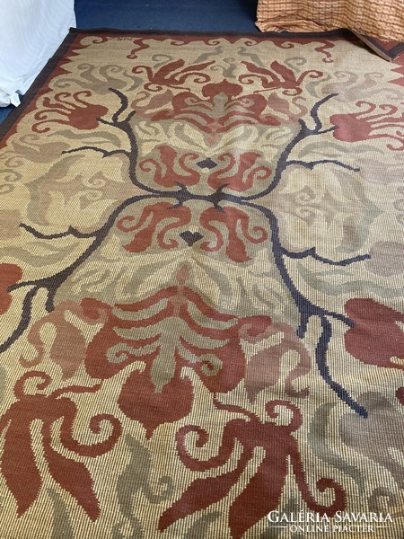 Wool carpet 2 x 3 m