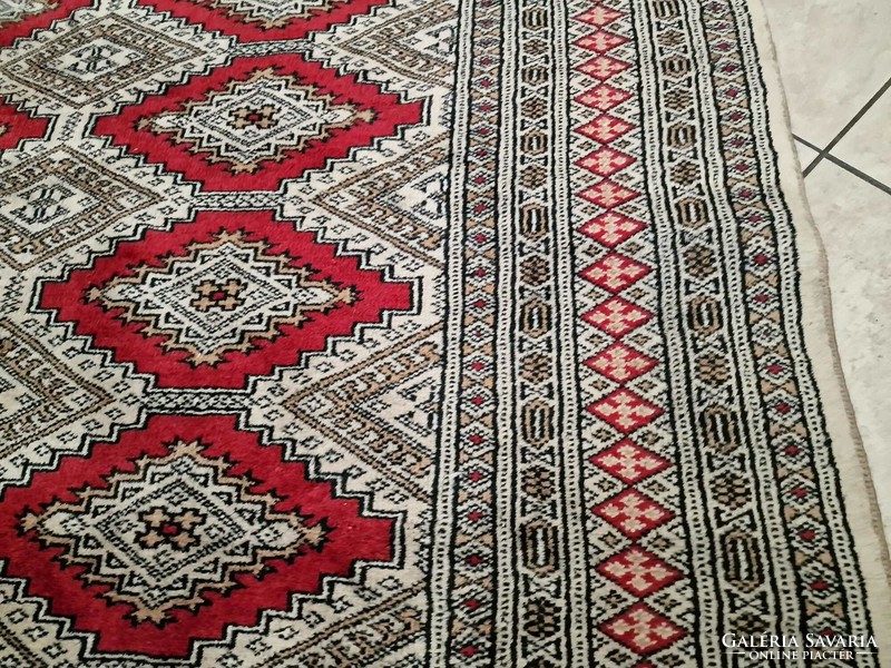 Pakisztáni yamud kézi csomózású 125x180 cm gyapjú perzsa szőnyeg Z26