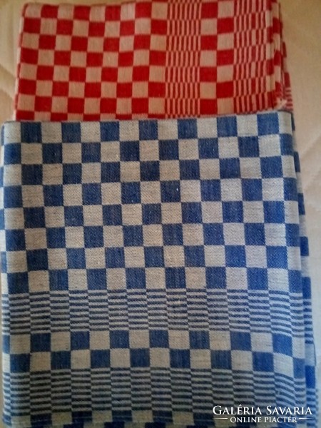 3 kitchen aprons, more than ten years old, in new condition