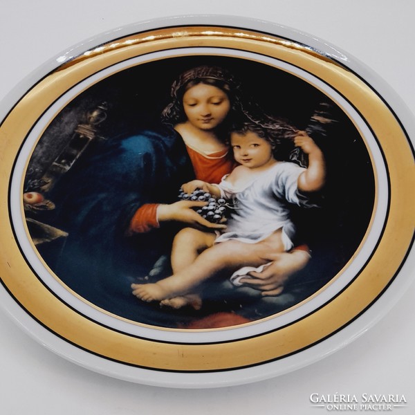 Hollóházi porcelán fali dísztányér, Szűzanya szőlővel, 24,7 cm