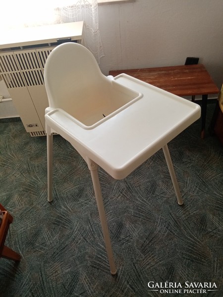 White plastic baby / child feeding chair from ikea