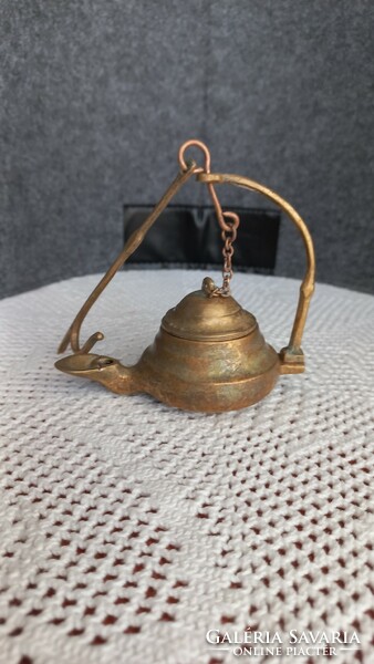 Vintage oriental, copper hanging oil lamp with lid, the lid is fixed with a chain
