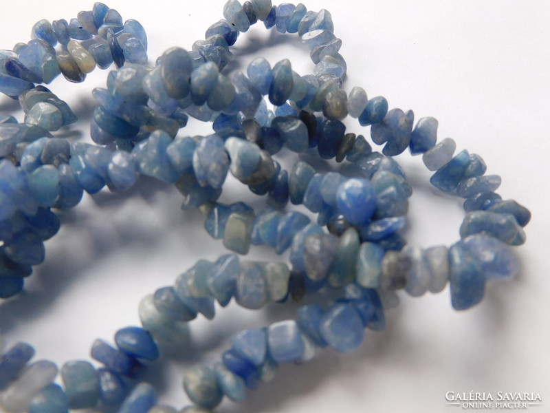 Blue aventurine string of beads (circumference 86 cm)