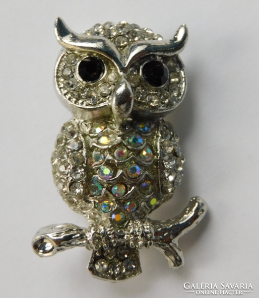 Owl brooch with polished stones - 4 cm