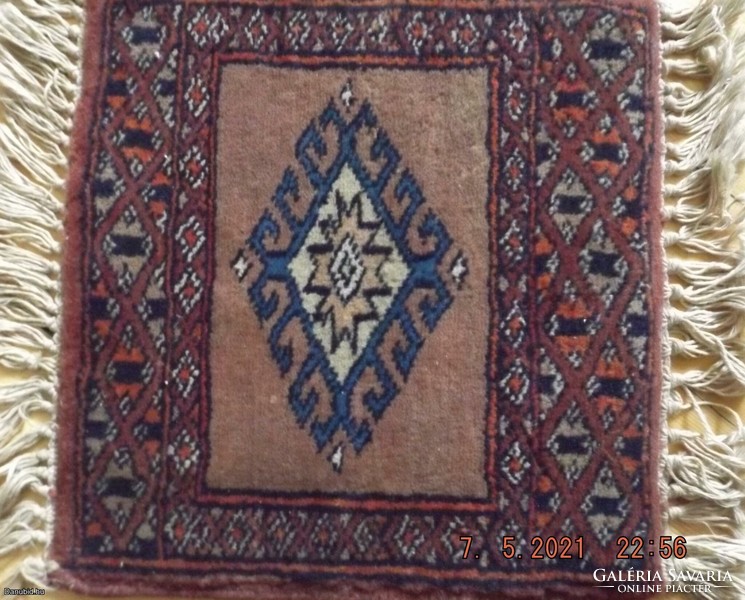 Carpet handmade small size - 30 cm x 30 cm