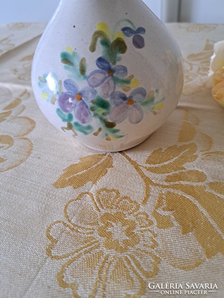 Porcelain, violet vase. Very nice. 15.