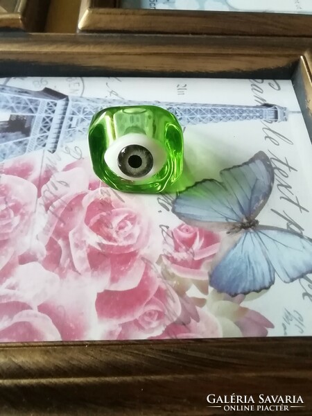 Különleges védelmező szem gyűrű 17 méret zöld színű szép