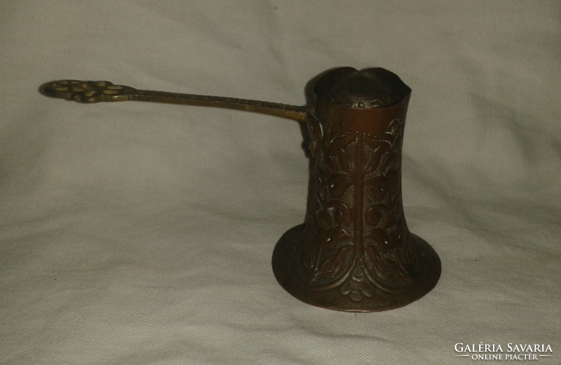 Oriental antique small copper spout