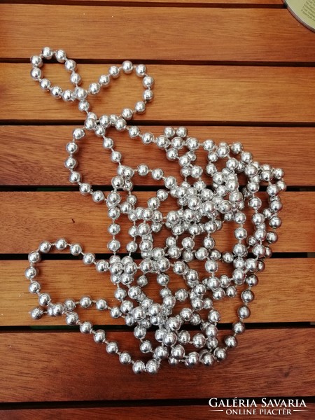 Silver pearl garland Christmas tree decoration - retro