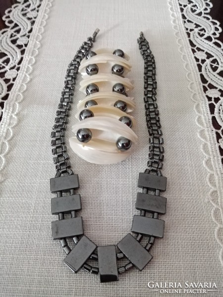 Hematite necklace / necklace and hematite mother-of-pearl shell bracelet / bangle together