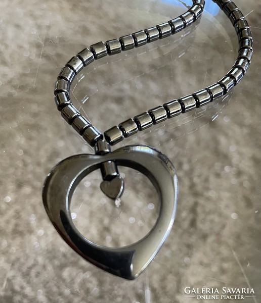 Hematite mineral double heart heart pendant short women's string of pearls