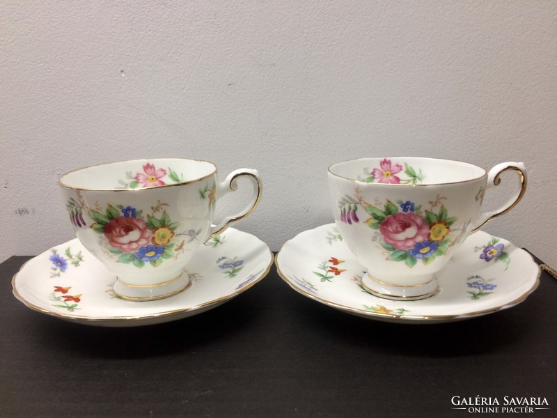 Vintage-Tuscan-English-porcelain tea cup with bottom