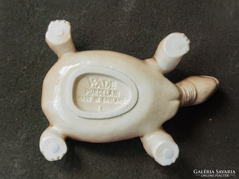 Wade porcelán teknős ékszertartó szelence