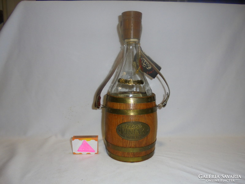 Stari Vinjak - retro üveg palack - rézveretes fahordócskában, fa kupakkal