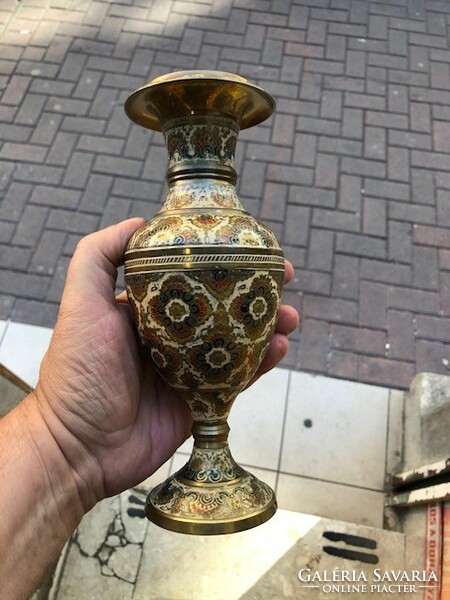 Cloisonne split enamel porcelain vase, height 22 cm.