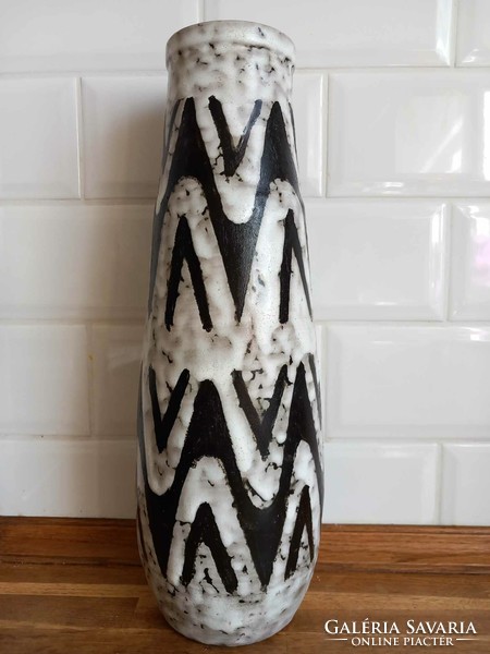 Applied art vase 40 cm