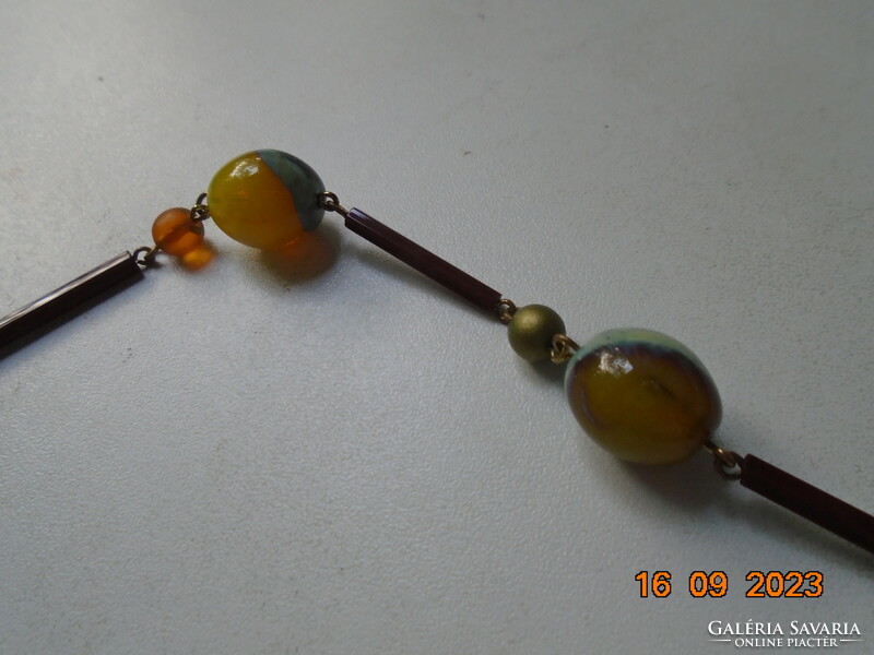 Kézzel készült Muránói színes egyedi gyöngyökből és 6 szögletes cső gyöngyökből, nyakék
