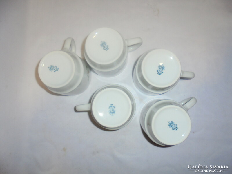 Five lowland, daisy-patterned tea mugs and cups - together
