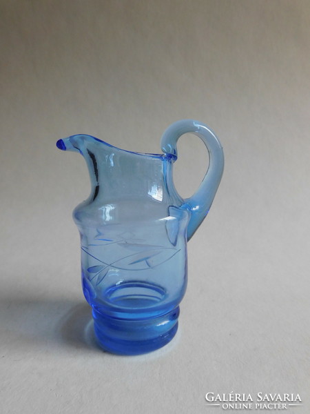 Small blue cut glass spout 0.5 Dl