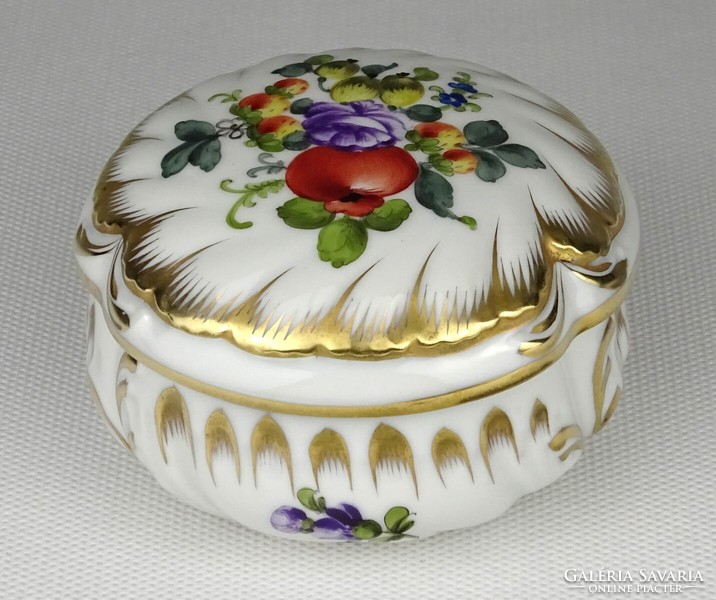 1O346 Herend baroque porcelain bonbonier with bouquet de fruits pattern
