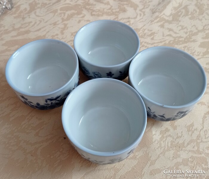 4 ceramic cups, diameter 8 cm, height 5.5 cm