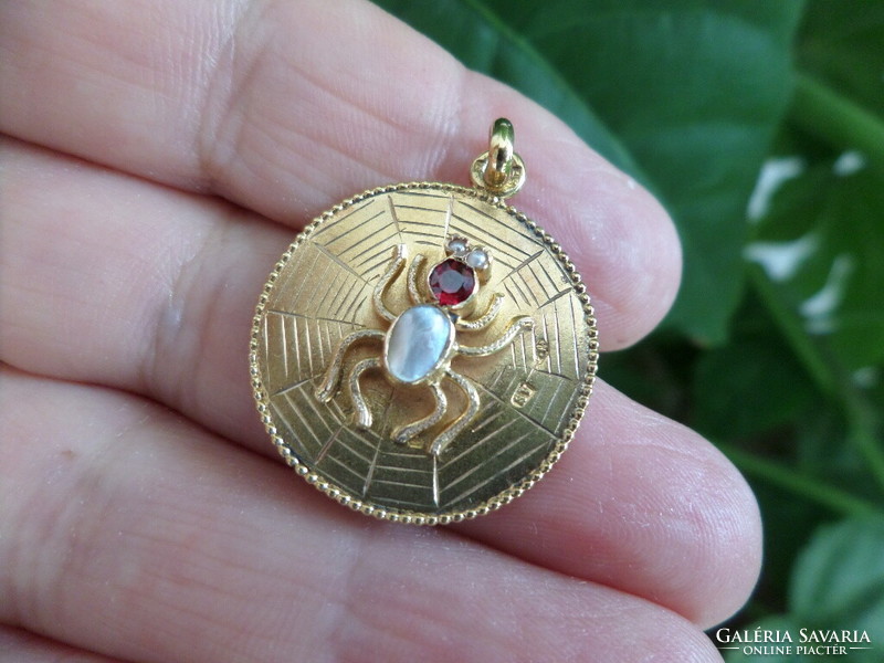 Antique gold spider pendant