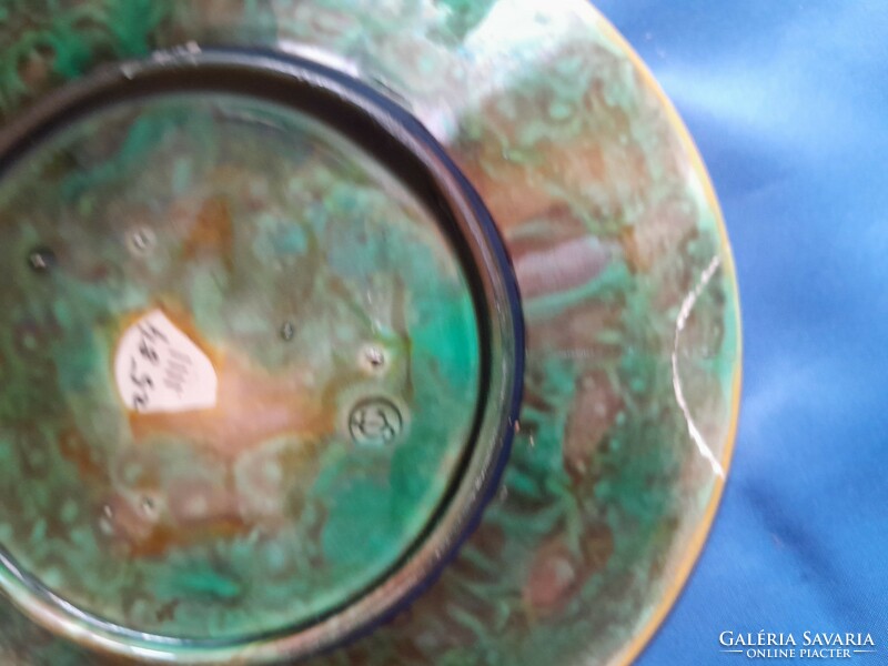 Green printed pattern plate repaired