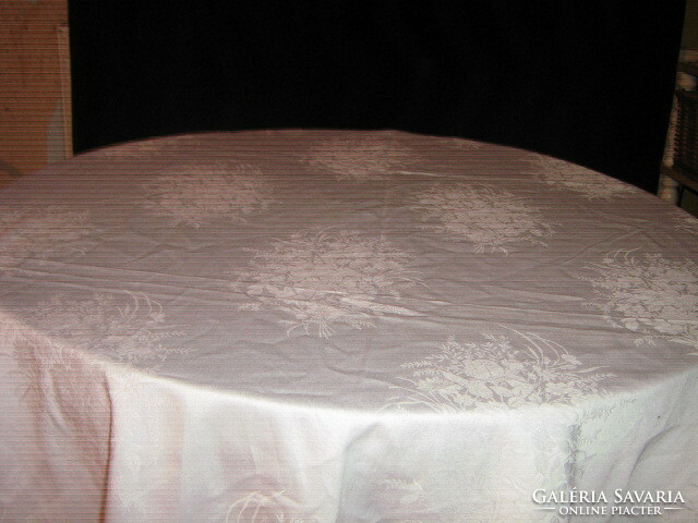 Aranyos vintage rózsacsokros selyemdamaszt terítő szett