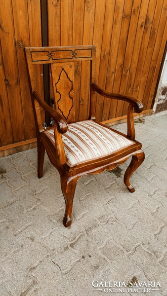 Very old thick walnut svartnis desk chair from the 1800s, with nice upholstery, in good condition