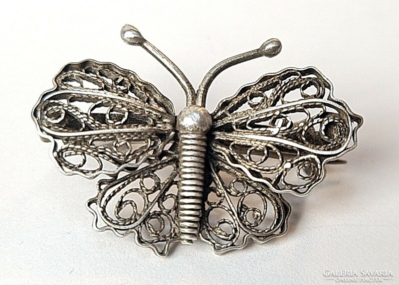 Vintage, pillangós ezüst bross, kitűző