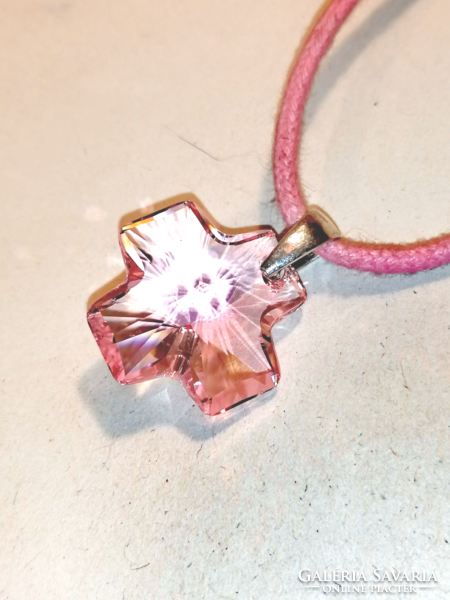Pink swarovski crystal pendant (255)